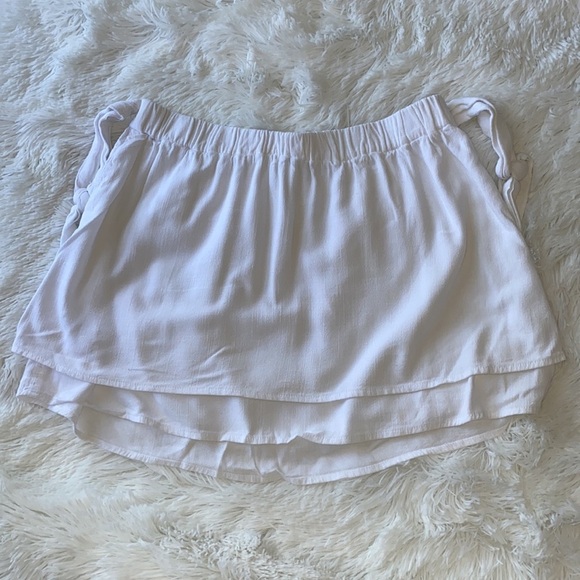 Splendid White Double Layer Side Tie Mini Skirt - Picture 2 of 7
